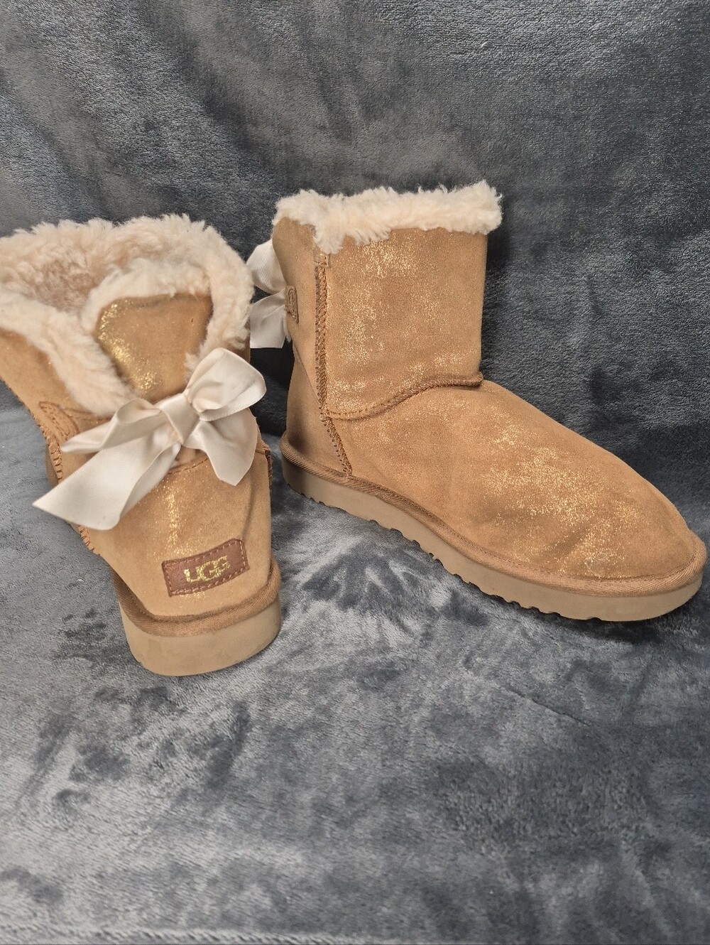 UGG Mini Bailey Bow Glimmer Brown Suede Shearling Lined Ankle Boots US 10